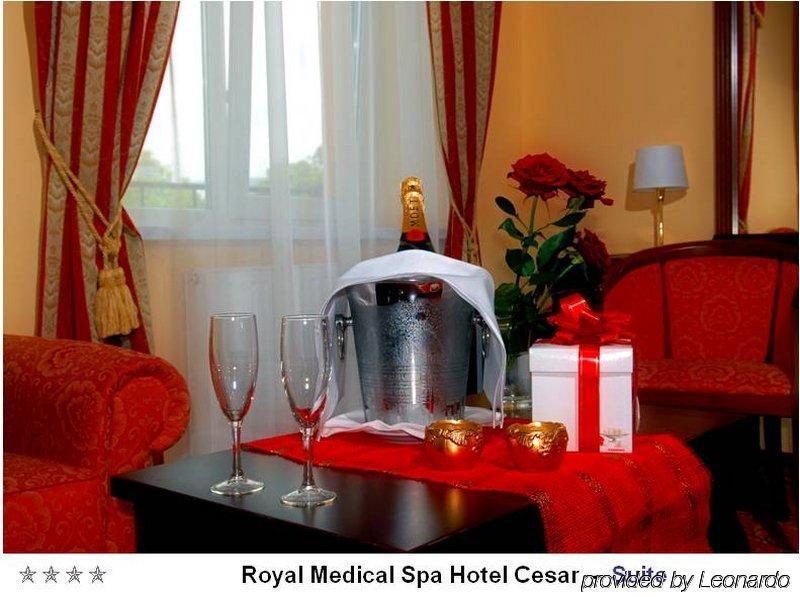 Royal Medical Cezar Hotel Truskavec' Esterno foto