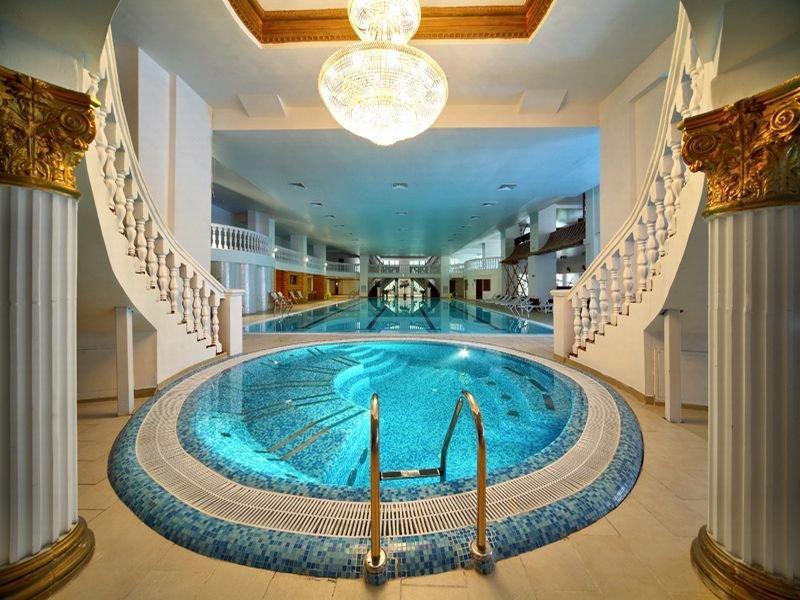 Royal Medical Cezar Hotel Truskavec' Esterno foto