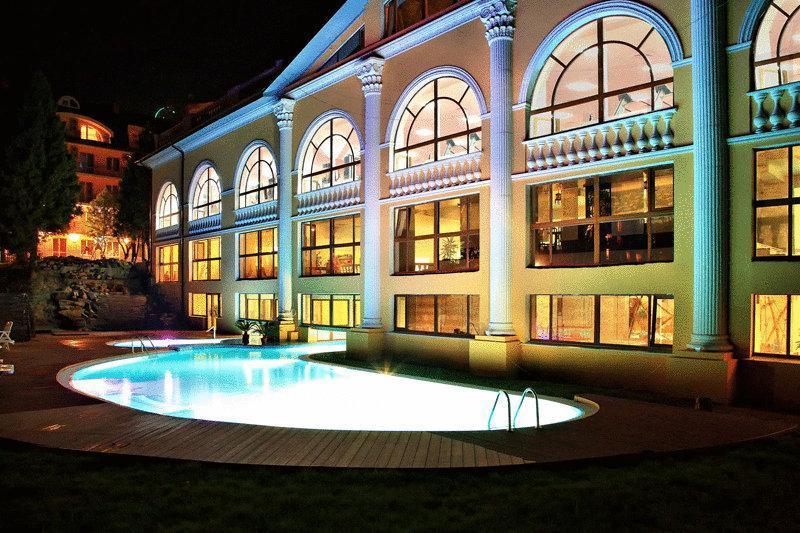 Royal Medical Cezar Hotel Truskavec' Esterno foto
