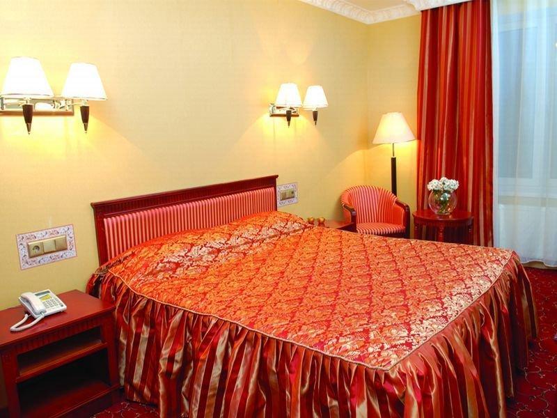 Royal Medical Cezar Hotel Truskavec' Esterno foto